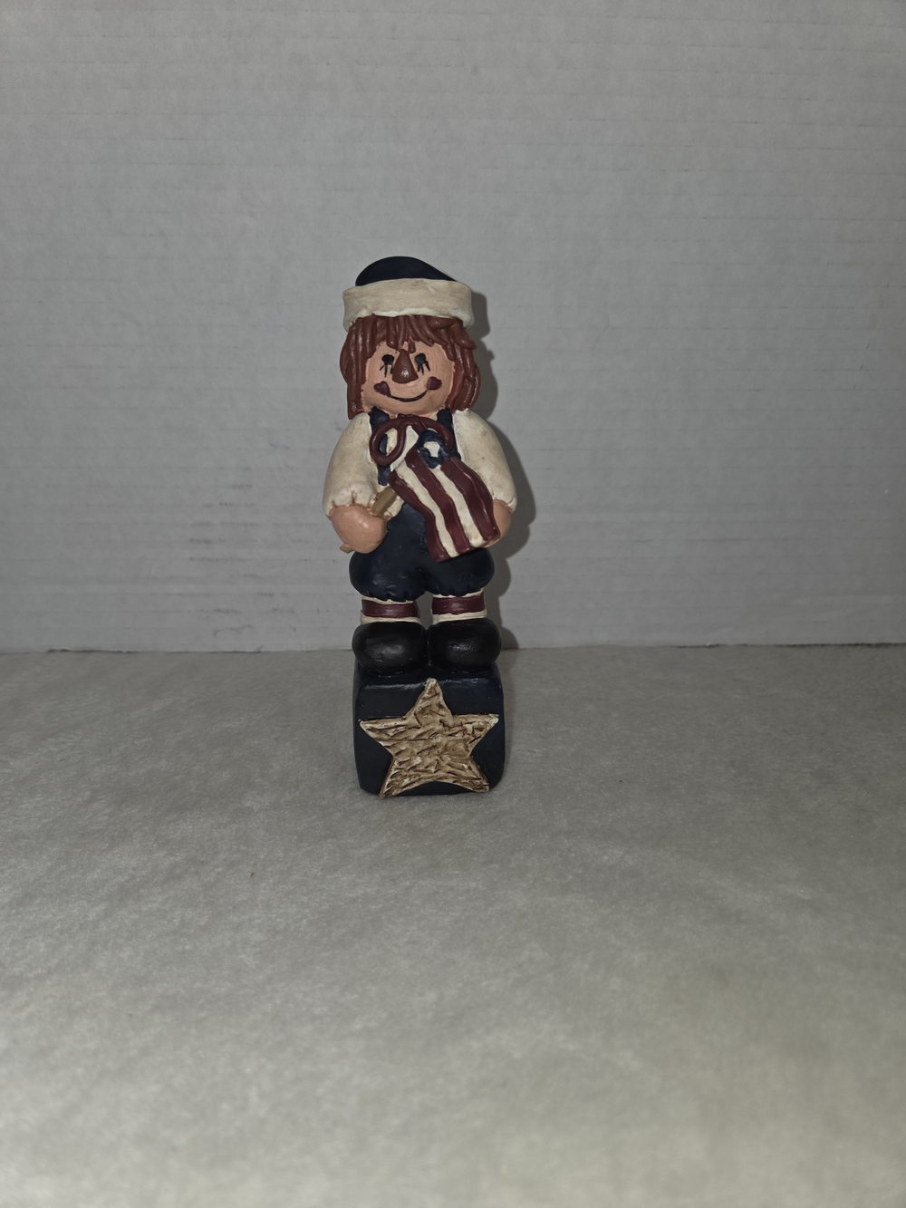 Blossom Bucket Raggedy Andy Patriotic Figurine Americana Suzi Skoglund Decor